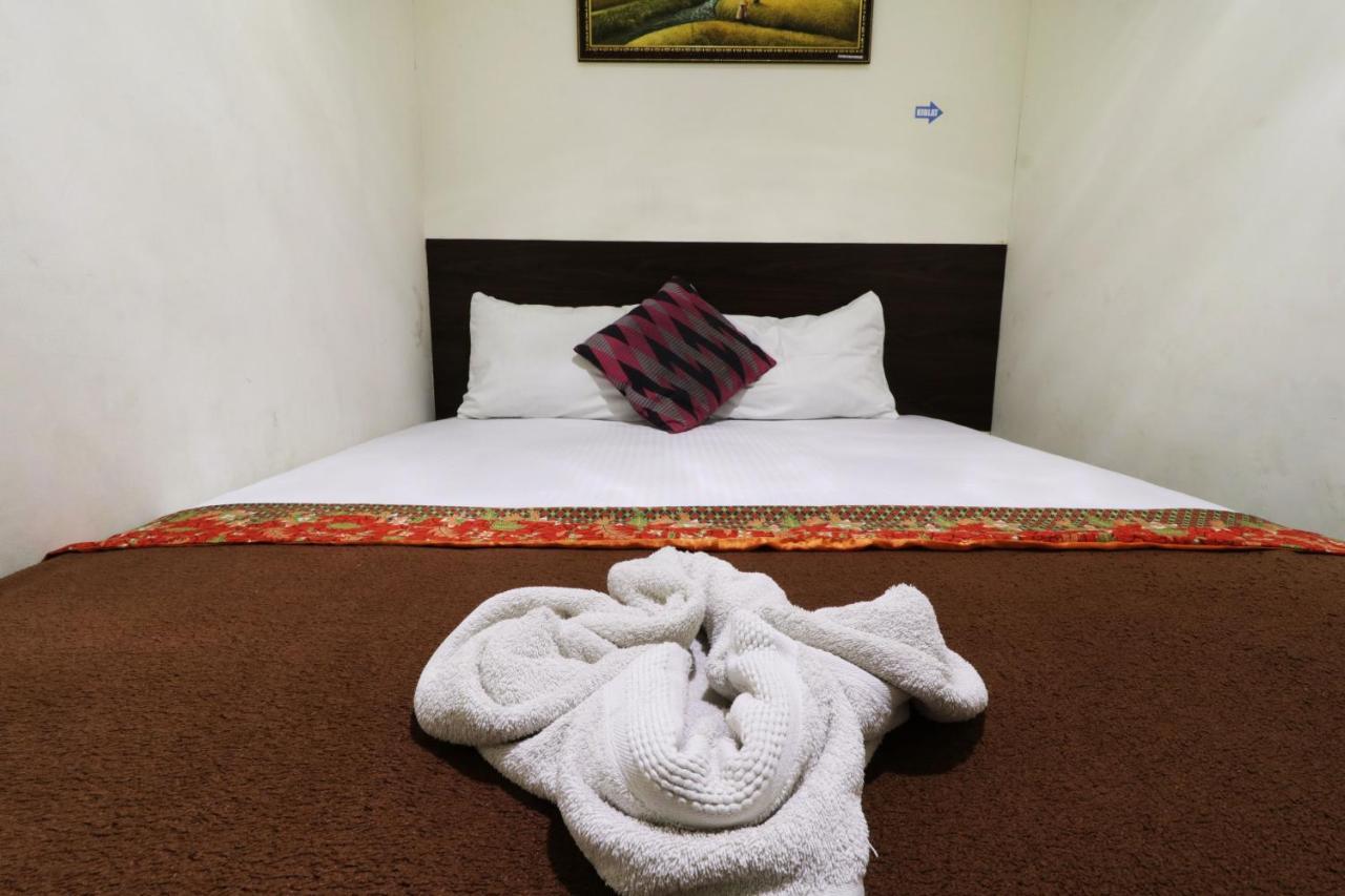 Bantal Guling Pasar Baru Hotel Bandung Bagian luar foto