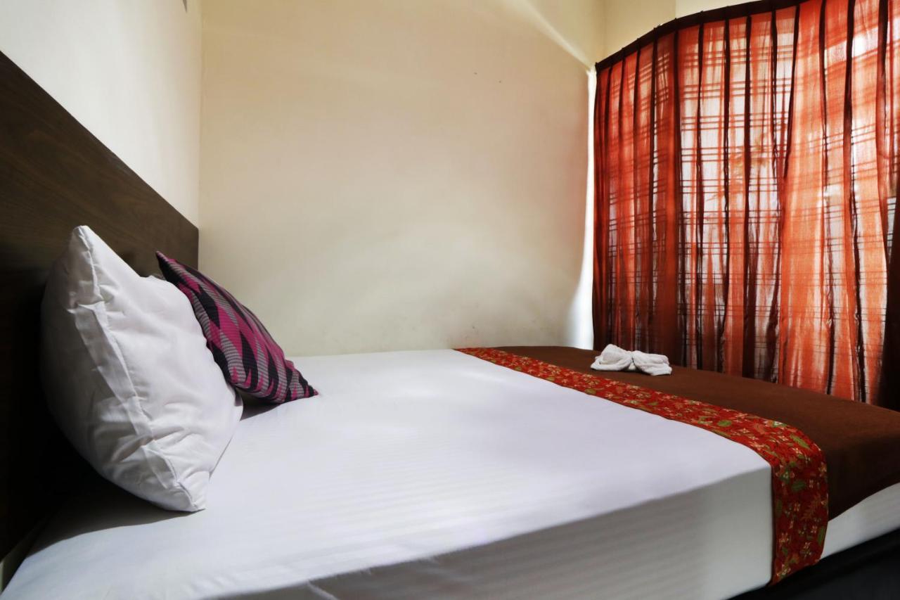 Bantal Guling Pasar Baru Hotel Bandung Bagian luar foto