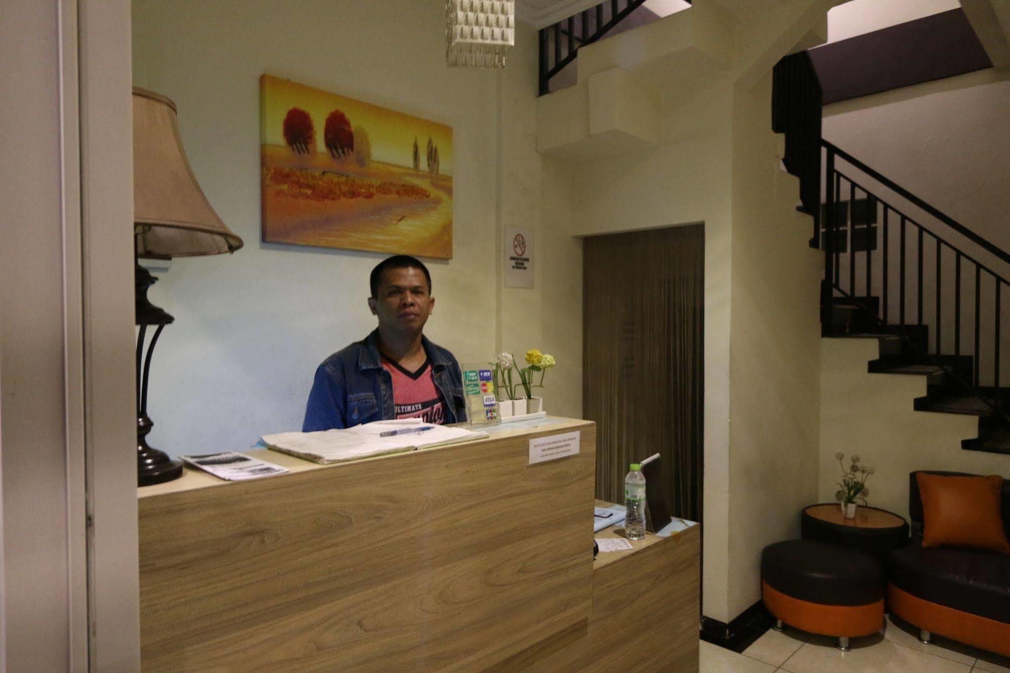Bantal Guling Pasar Baru Hotel Bandung Bagian luar foto