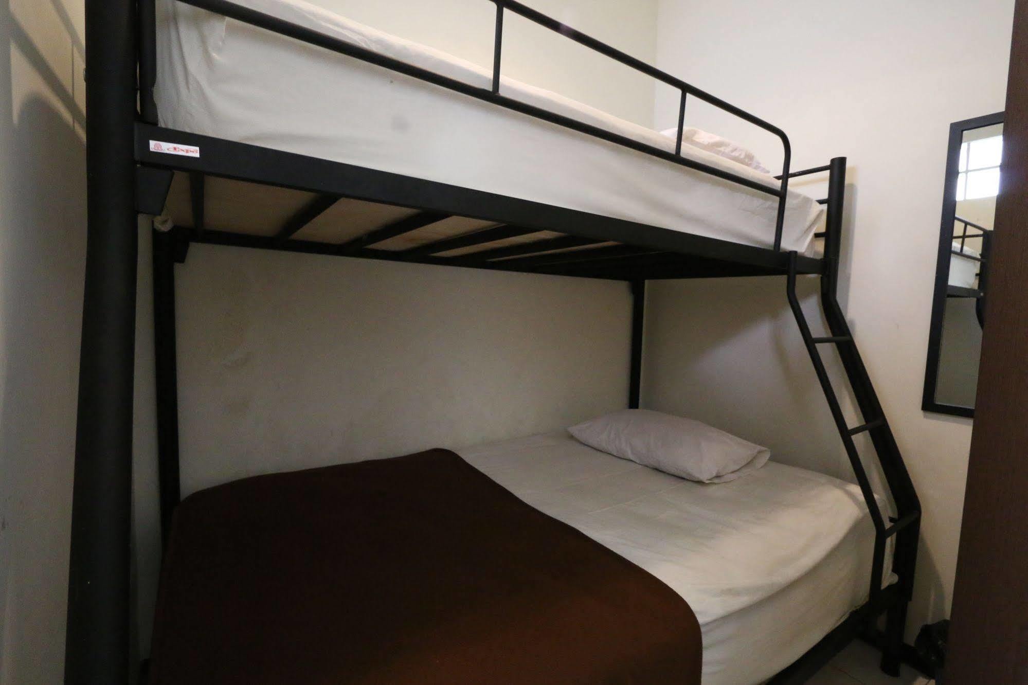 Bantal Guling Pasar Baru Hotel Bandung Bagian luar foto
