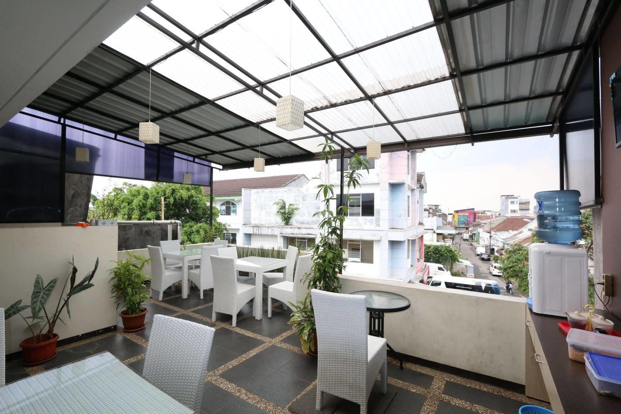 Bantal Guling Pasar Baru Hotel Bandung Bagian luar foto